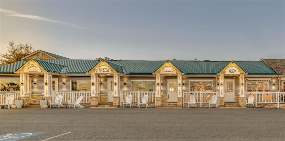 More Photos Of 357 W Main St, Searsport Freestanding For Sale