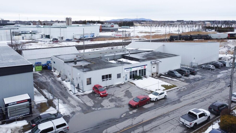 More Photos Of 2975 Rue Nelson, Saint-hyacinthe Industrial For Lease
