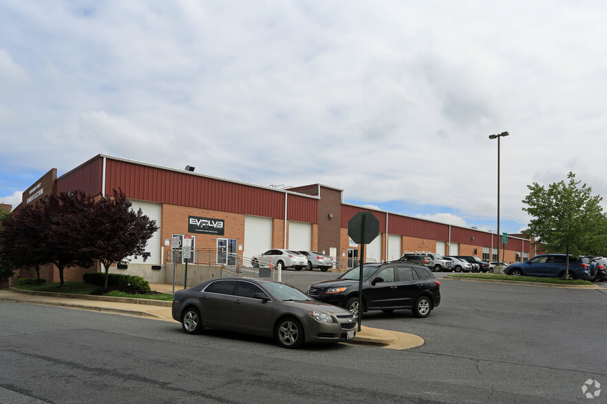 More Photos Of 18753 N Frederick Ave, Gaithersburg Warehouse For Lease