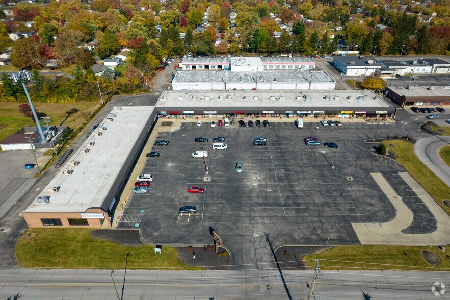 More Photos Of 1452-1518 Morse Rd, Columbus Freestanding For Lease