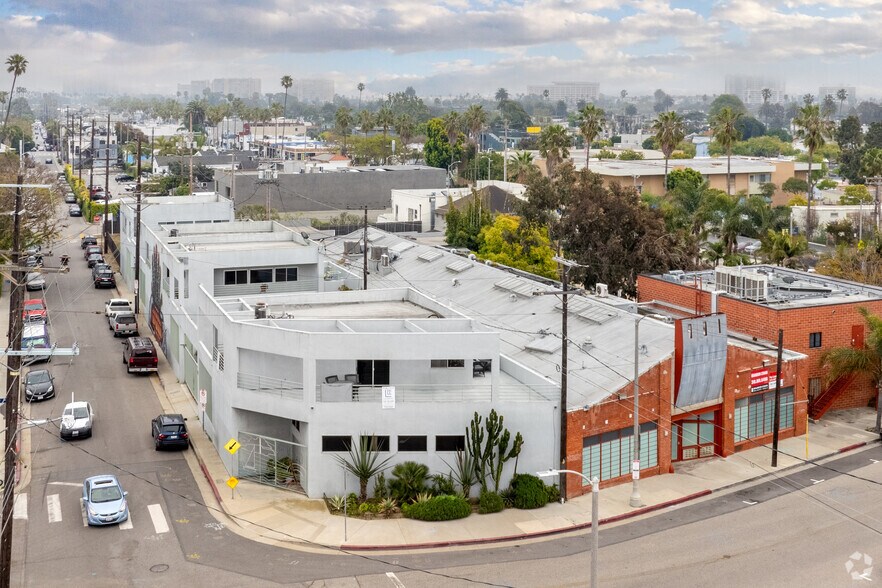 More Photos Of 905 Electric Ave, Venice Unknown For Lease