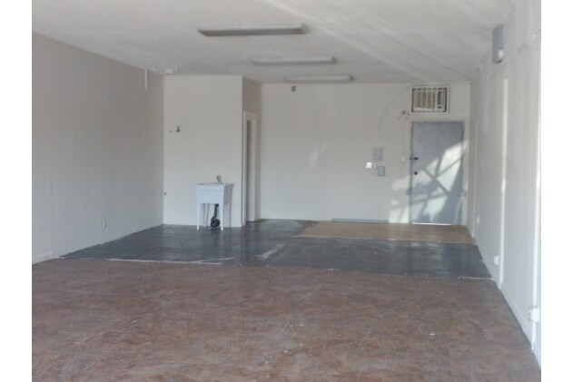 More Photos Of 16153-16167 Nordhoff St, North Hills Storefront For Lease