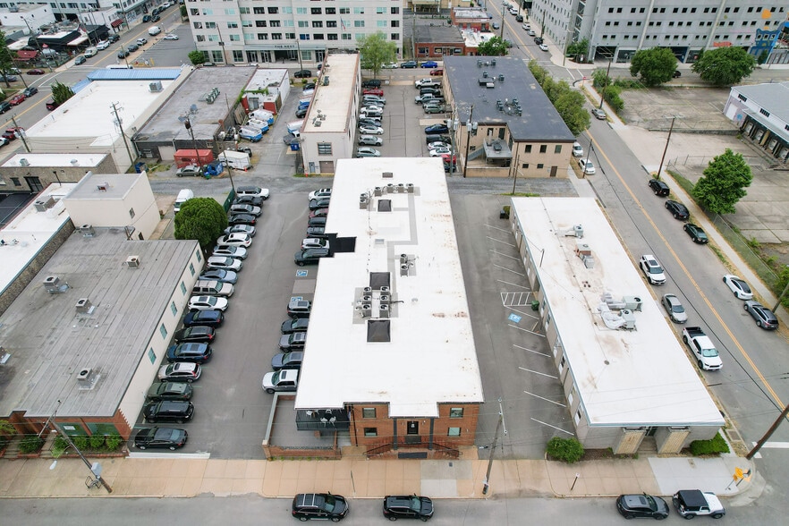 More Photos Of 3117 W Clay St, Richmond Loft Creative Space For Sale