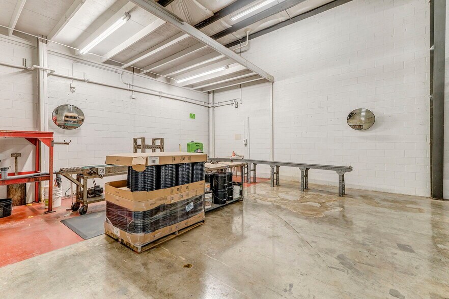 More Photos Of 3239 S Dixie Hwy, Dalton Industrial For Sale
