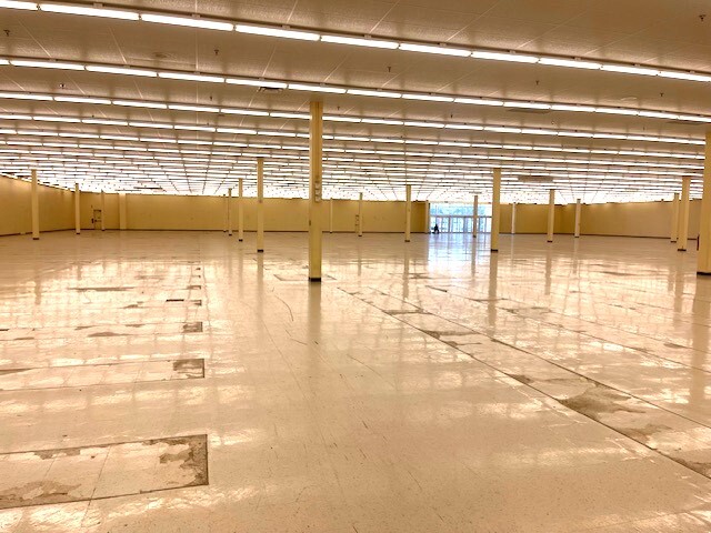 More Photos Of 21637-21759 State Road 7, Boca Raton Unknown For Lease