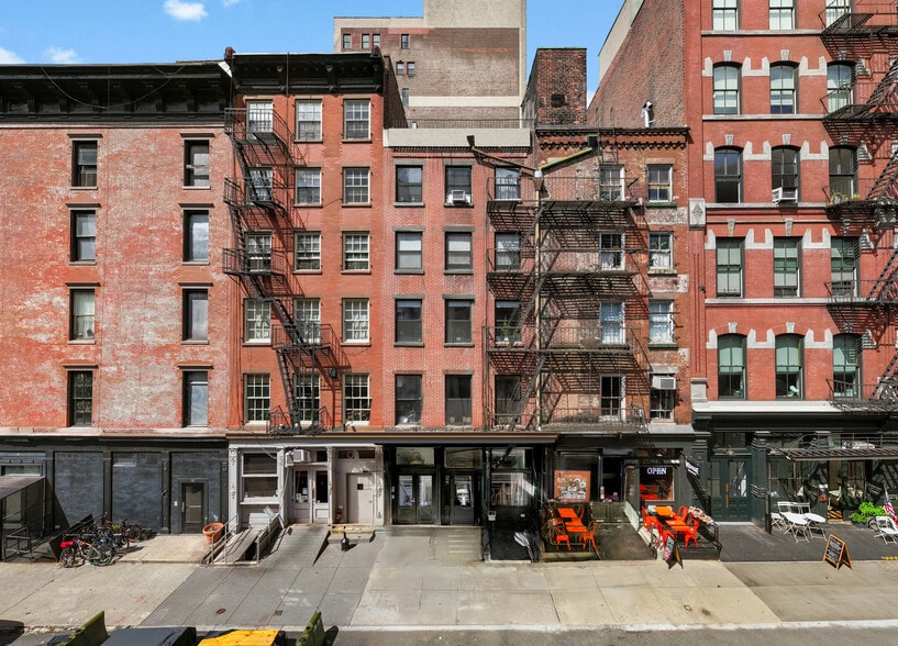 Primary Photo Of 183 Duane St, New York Apartments For Sale
