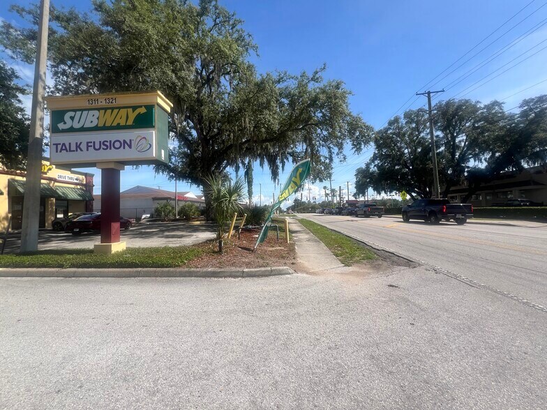 More Photos Of 1315-1321 N Kingsway Ave, Tampa General Retail For Lease