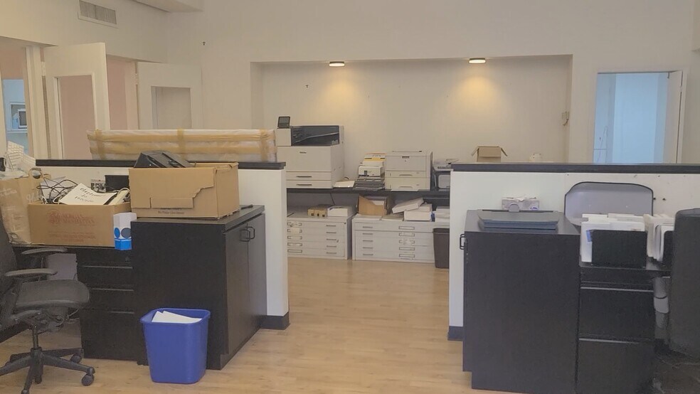 More Photos Of 305 Seventh Ave, New York Office For Lease