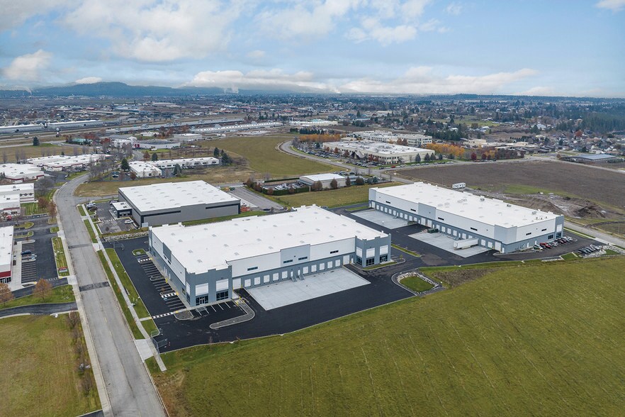 More Photos Of 751 S Clearwater Loop, Post Falls Industrial For Lease