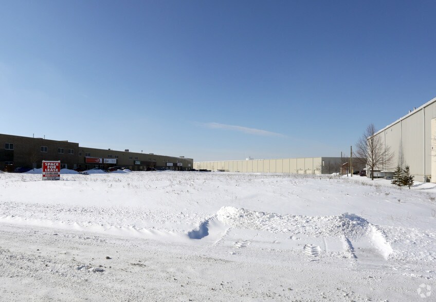 More Photos Of 54 Saltsman Dr, Cambridge Land For Sale