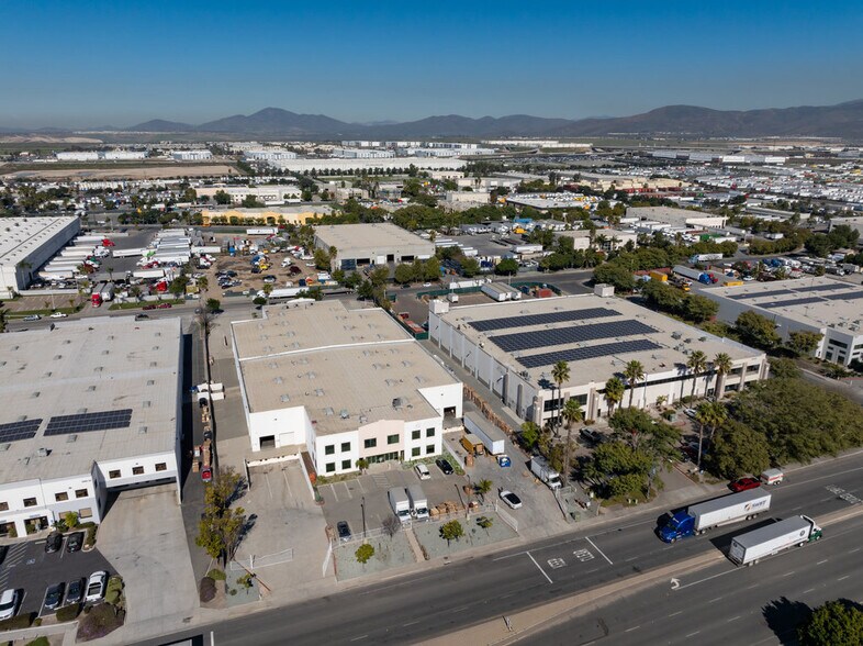 More Photos Of 8594 Siempre Viva Rd, San Diego Manufacturing For Lease