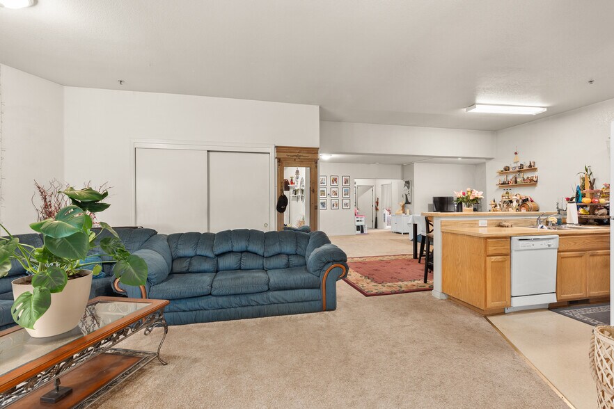 More Photos Of 45 Woodland Ave, San Rafael Apartments For Sale