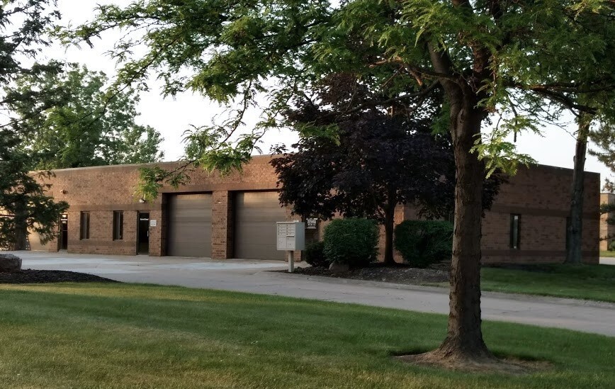 More Photos Of 9423-9435 Mercantile Dr, Mentor Manufacturing For Lease
