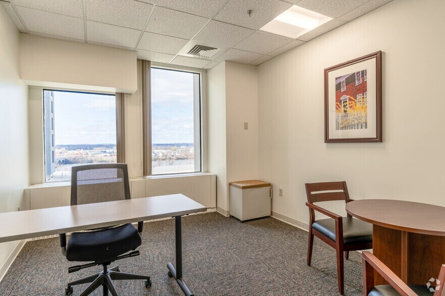 More Photos Of 1500 Main St, Springfield Coworking Space