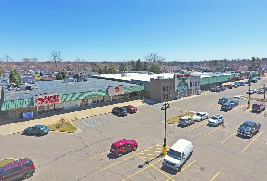 More Photos Of 15187-152231 N Holly Rd, Holly Unknown For Lease