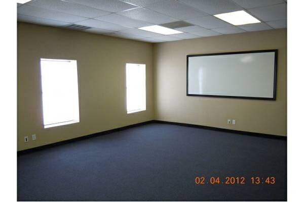 More Photos Of 337 Oaks Trl, Garland Office For Lease