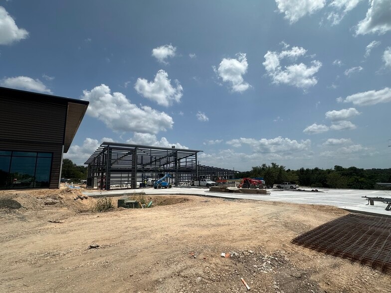 More Photos Of 12112 Anderson Mill Rd, Austin Unknown For Lease