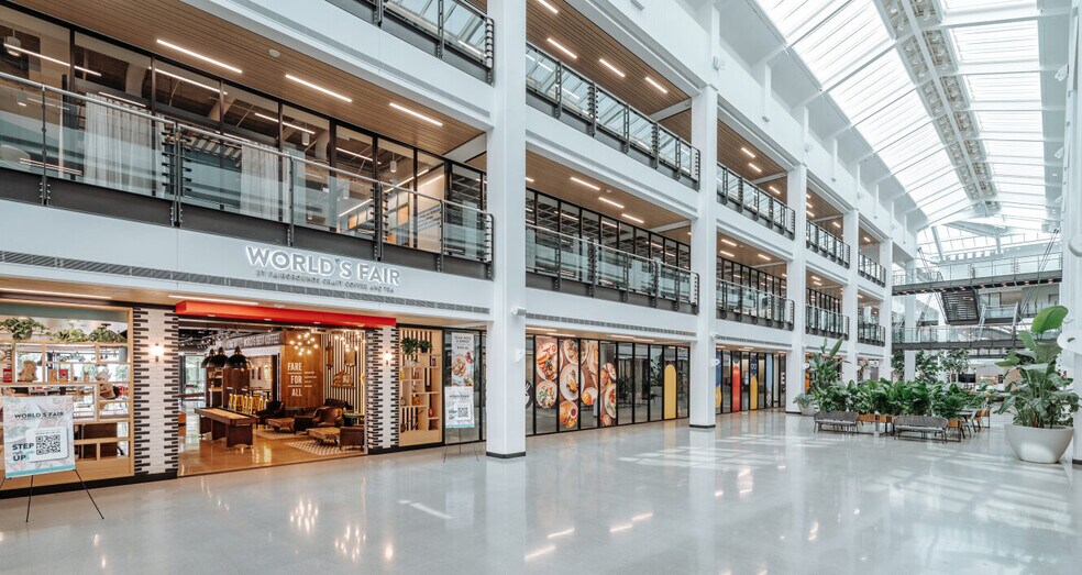 More Photos Of 2000 Center Dr, Hoffman Estates Unknown For Lease