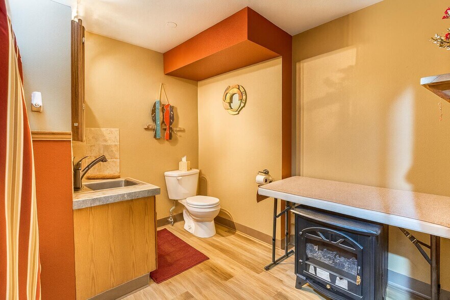 More Photos Of 726 Main St, Walsenburg General Retail For Sale