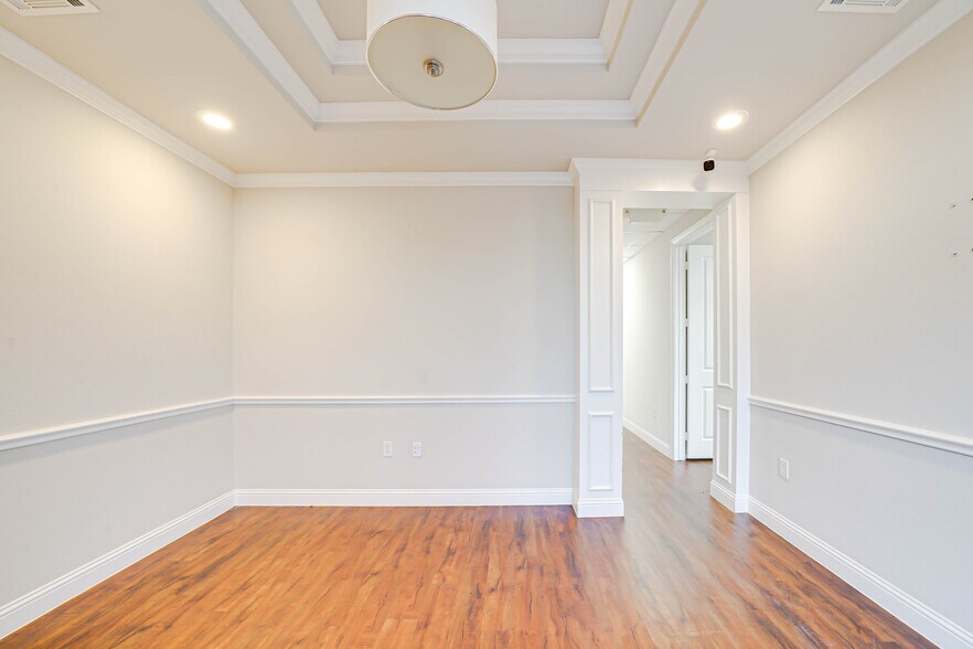 More Photos Of 1402 S Custer Rd, McKinney Office For Lease