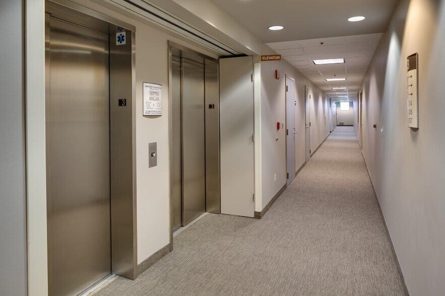 More Photos Of 525 E Plaza Dr, Santa Maria Medical For Lease