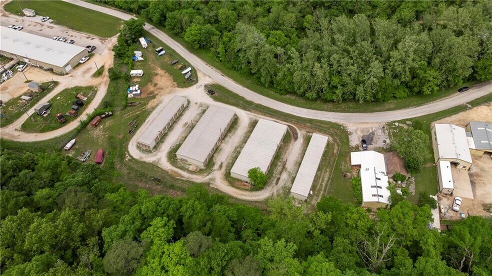 More Photos Of 450 Pinion Dr, Bella Vista Self Storage For Sale