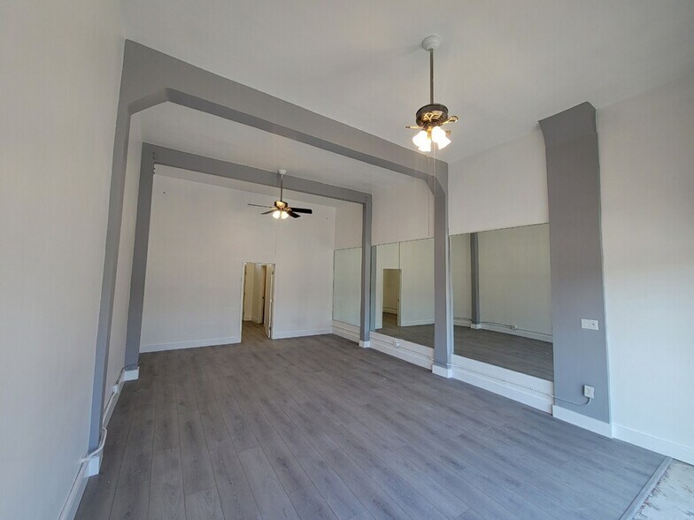 More Photos Of 2613-2625 W Slauson Ave, Los Angeles Storefront Retail Residential For Lease