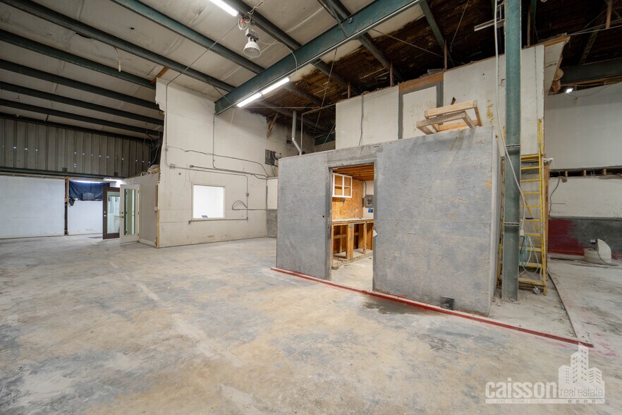 More Photos Of 1222 Chulie Dr, San Antonio Warehouse For Lease