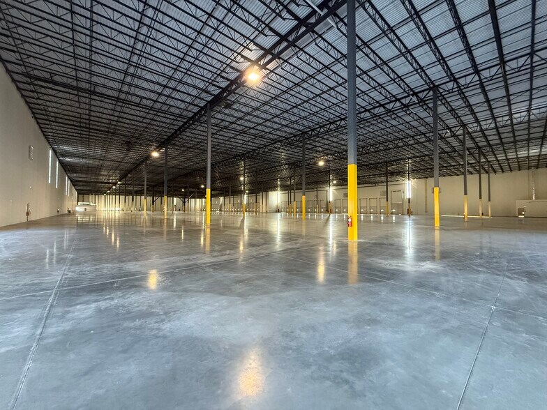 More Photos Of 201 Tabor Rd, Morris Plains Unknown For Lease