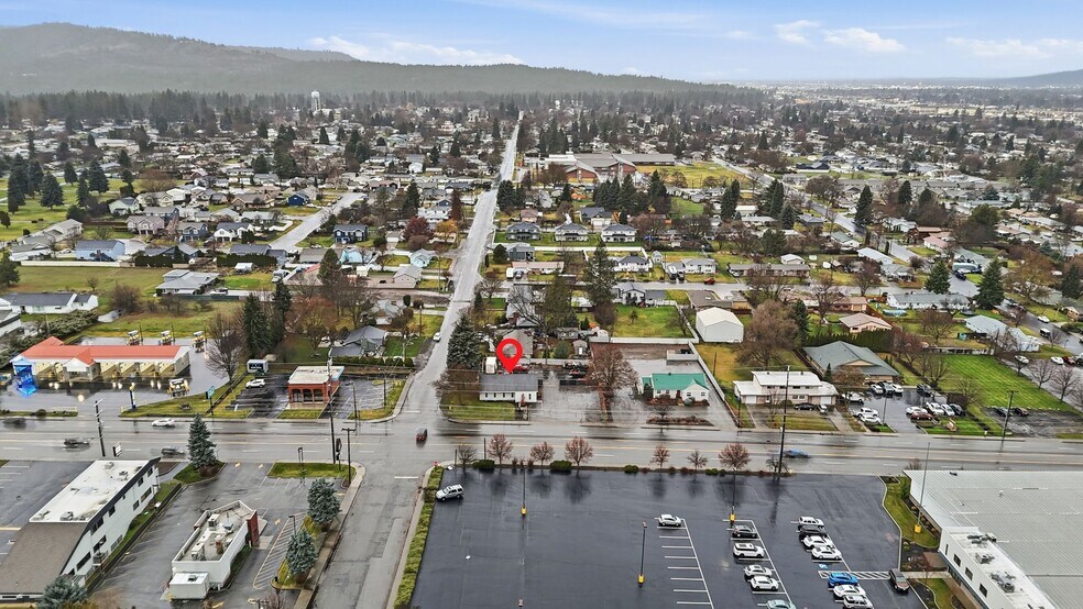 More Photos Of 1124 Pines Rd, Spokane Medical For Sale