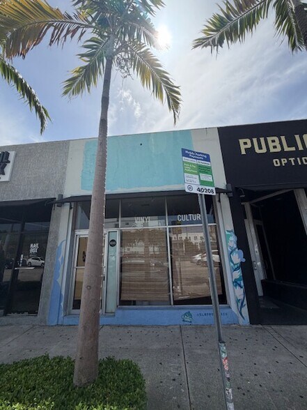 More Photos Of 527-531 SW 12th Ave, Miami Freestanding For Lease