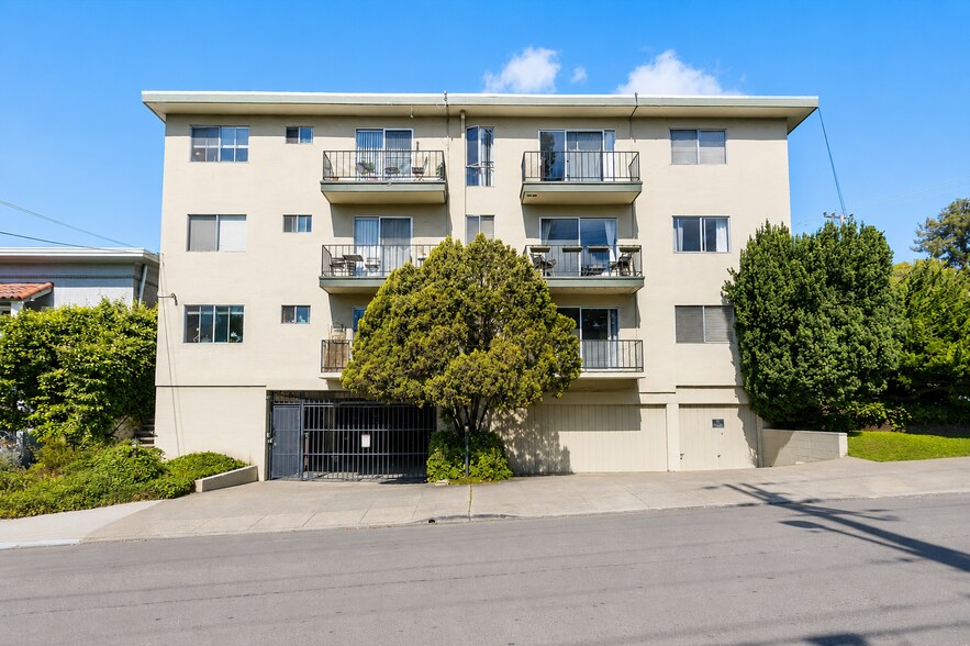 More Photos Of 469 Van Buren Ave, Oakland Apartments For Sale