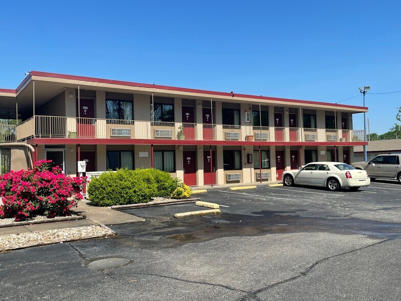 More Photos Of 4201 US 41, Evansville Hotel For Sale