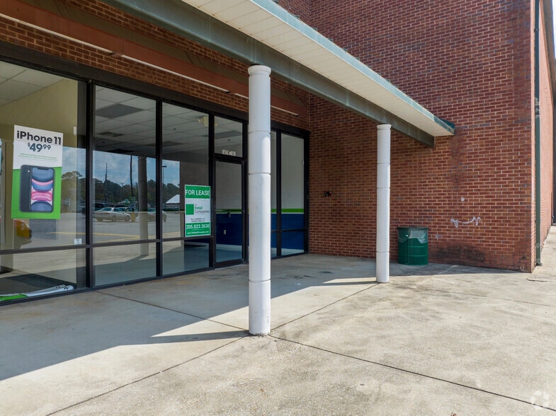 More Photos Of 1671-1691 Center Point Pky, Birmingham Unknown For Lease