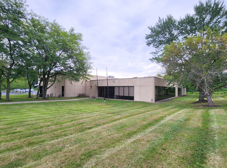 More Photos Of 101 Technology Dr, Pittsburgh Warehouse For Lease