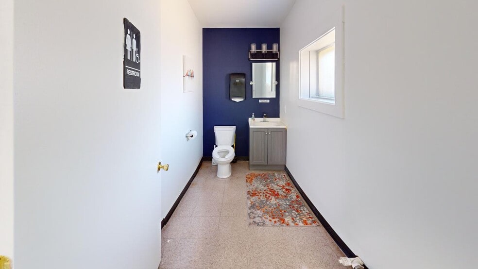 More Photos Of 7947 Southeastern Ave, Indianapolis Loft Creative Space For Sale