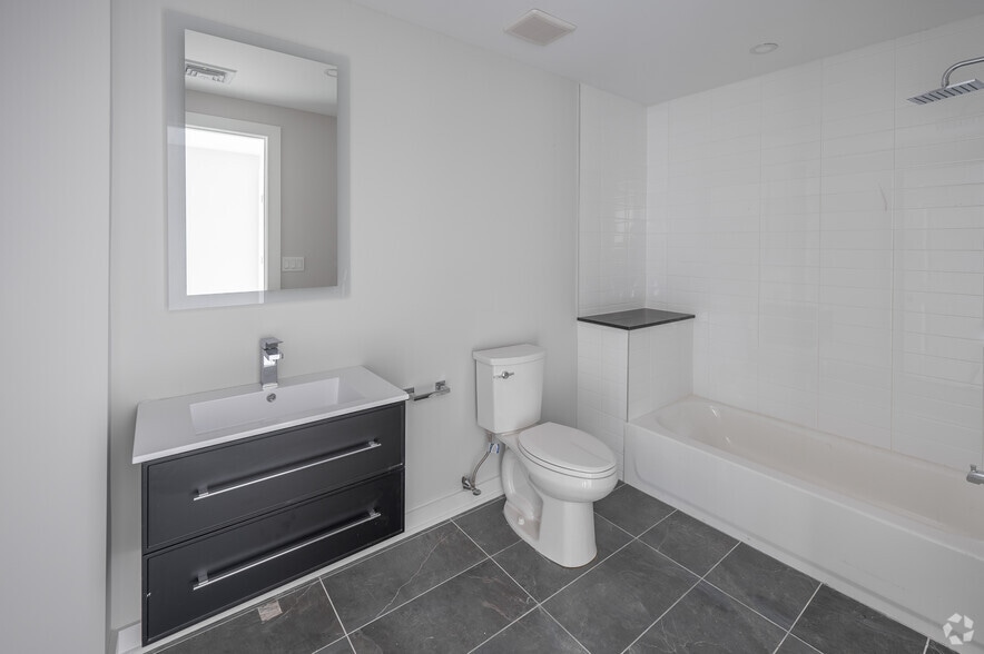 More Photos Of 500 Commerce St, Hawthorne Apartments For Sale