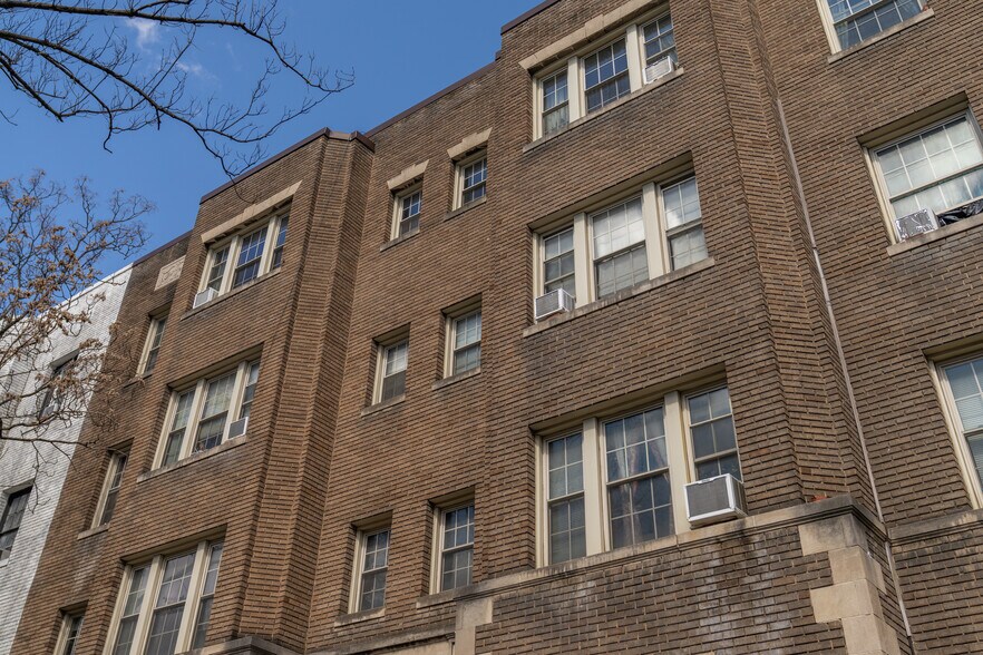 More Photos Of 1429 Columbia Rd NW, Washington Apartments For Sale