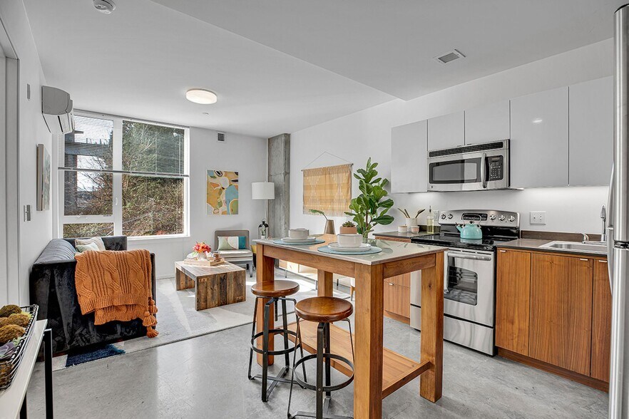 More Photos Of 3155 S Moody Ave, Portland Apartments For Lease