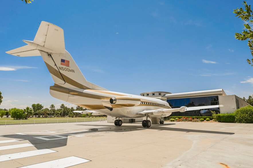 More Photos Of 6629 S Pecos Rd, Las Vegas Horse Stables For Sale