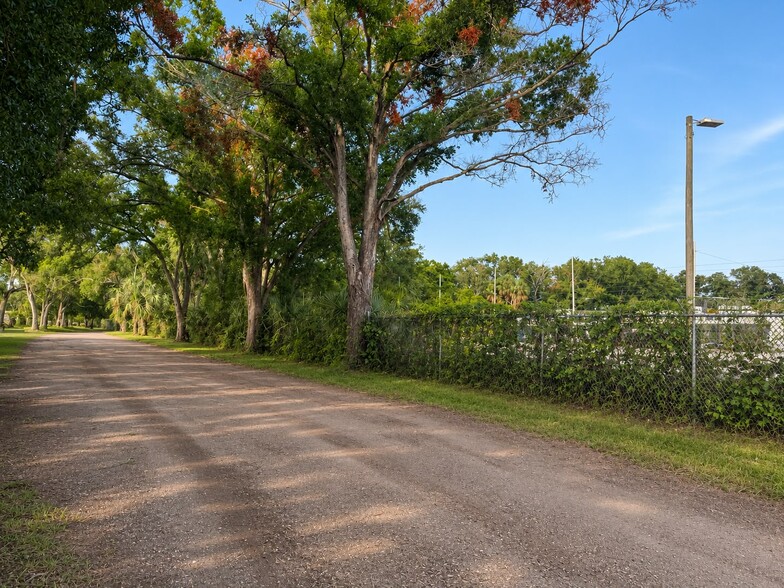 More Photos Of 2504 S 54th St, Tampa Service For Sale
