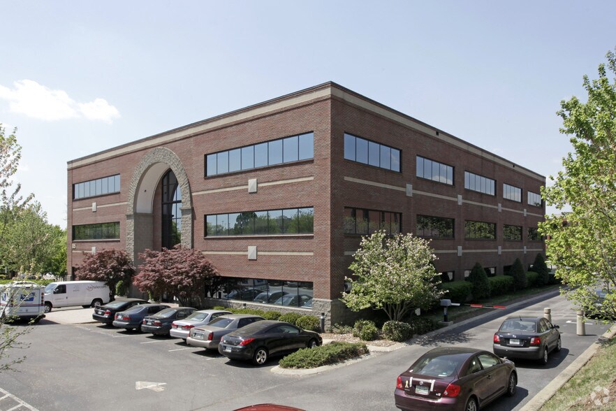 Primary Photo Of 115 East Park Dr, Brentwood Office For Lease