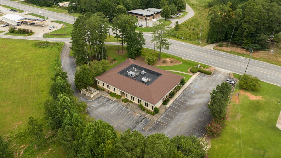 More Photos Of 1330 N Park St, Carrollton Medical For Sale