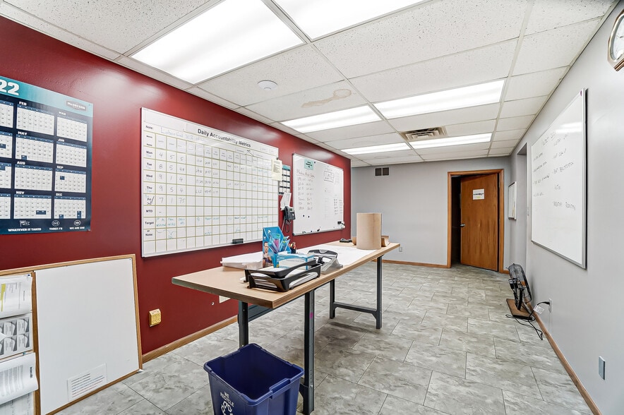 More Photos Of 5589 W National Rd, Springfield Warehouse For Sale