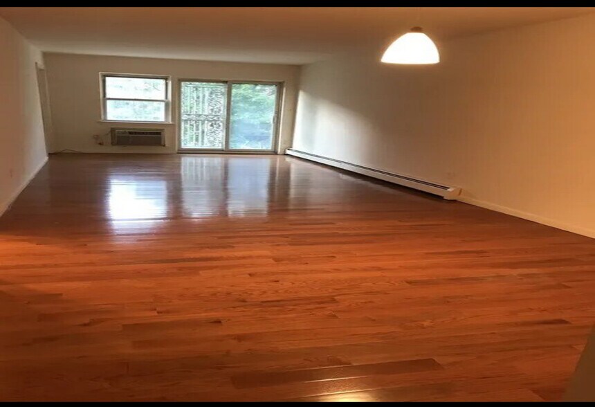 More Photos Of 4309 54th St, Woodside Apartments For Sale