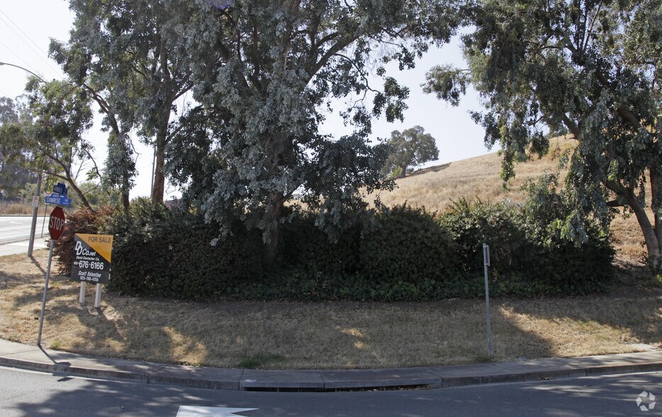 Primary Photo Of 4888 Sunrise Dr, Martinez Land For Sale