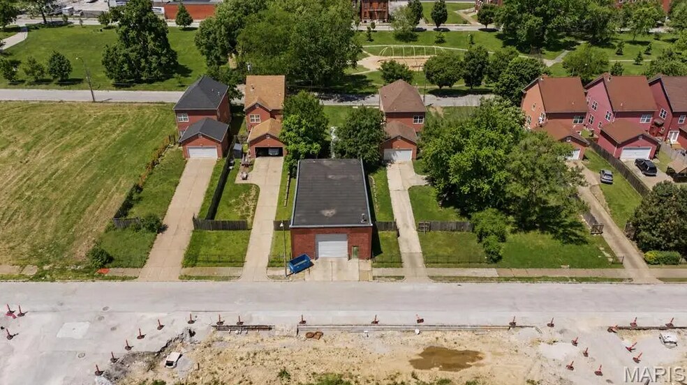 More Photos Of 2605 N 20th St, Saint Louis Industrial For Sale