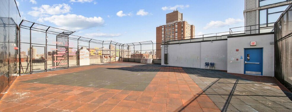 More Photos Of 147 Saint Nicholas Ave, New York Schools For Lease