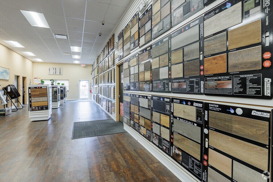 More Photos Of 403-405 W Pleasantview Ave, Hackensack Light Manufacturing For Sale