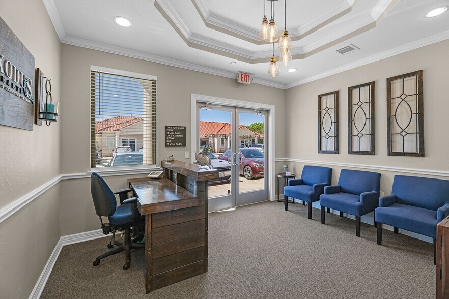 More Photos Of 2743 Smith Ranch Rd, Pearland Loft Creative Space For Sale